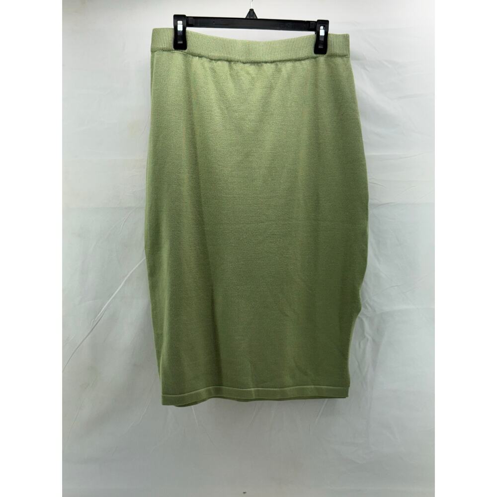 New women's 2pc set sweater/skirt  L green minimalist, cozy, office